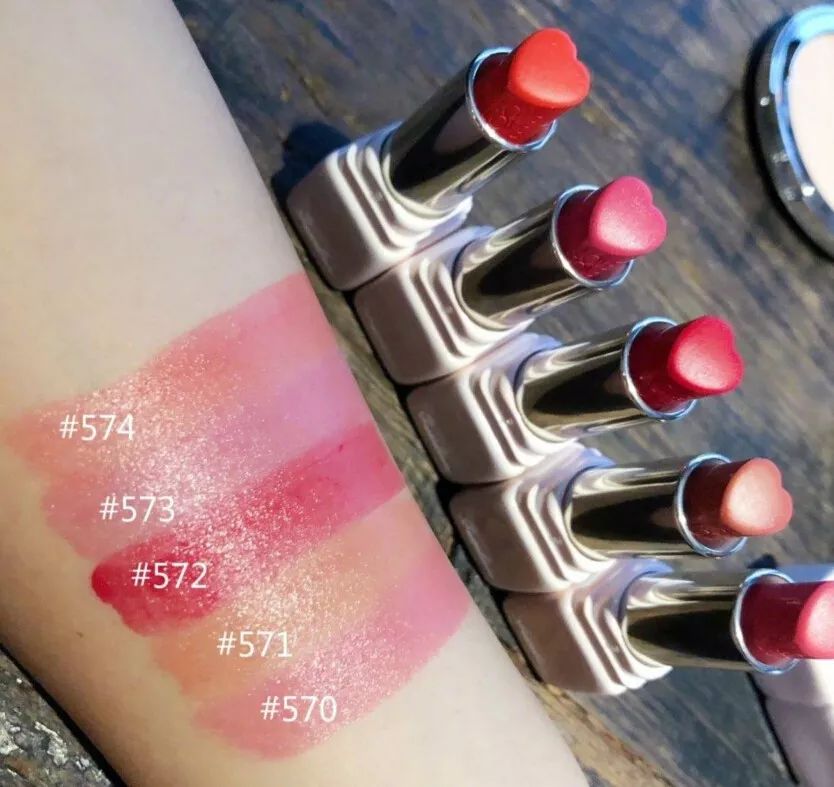 王俊凯代言唇膏,王俊凯被推荐过来的时候