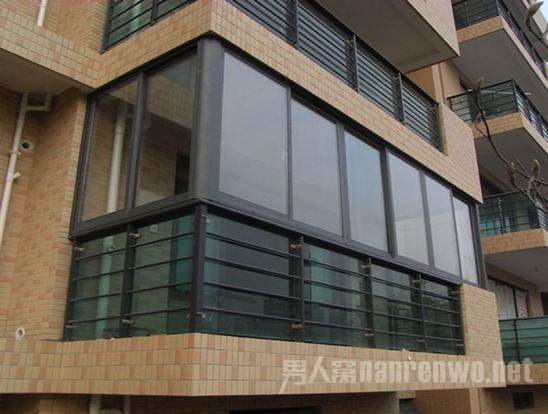 大门向东客厅主右那么财位在哪里,大门朝南的房间门朝南开财位在哪