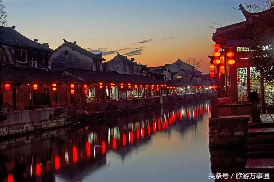 来新市古镇感受浓浓的年味,新春走基层古镇寻风情年味扑面来