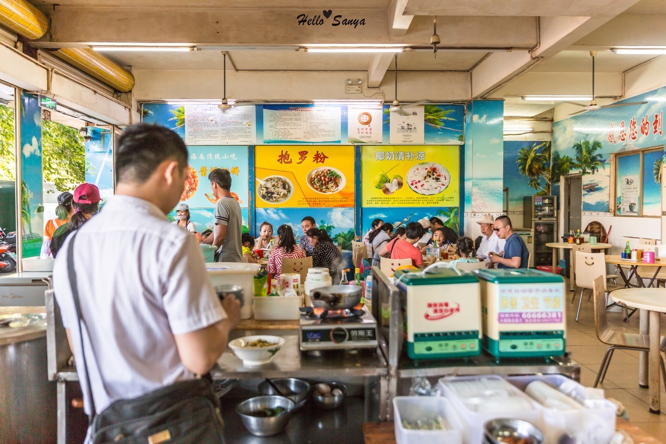 吃货们的福利，春节来三亚，墙裂推荐的特色美食全攻略