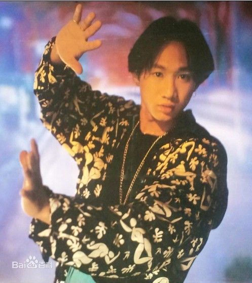 形容黄家驹的经典语录,黄家驹用他的一生写下了光辉岁月