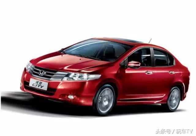 全新飞度中期改款上市,新款三厢飞度
