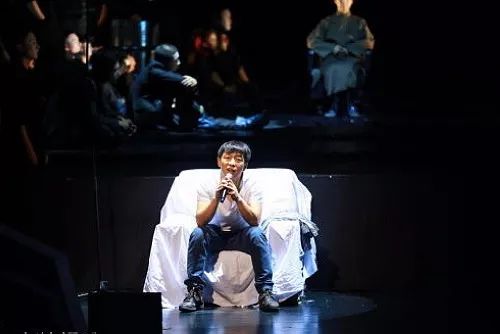 活着黄渤话剧完整版,黄渤的电影作品有哪些