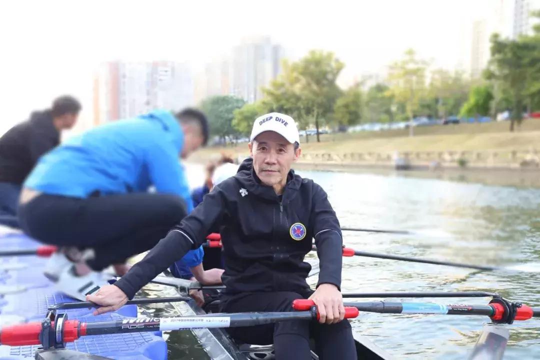 王石登山赛艇,王石的运动生涯