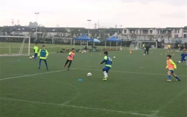 凯里青训足球,凯里足球培训俱乐部