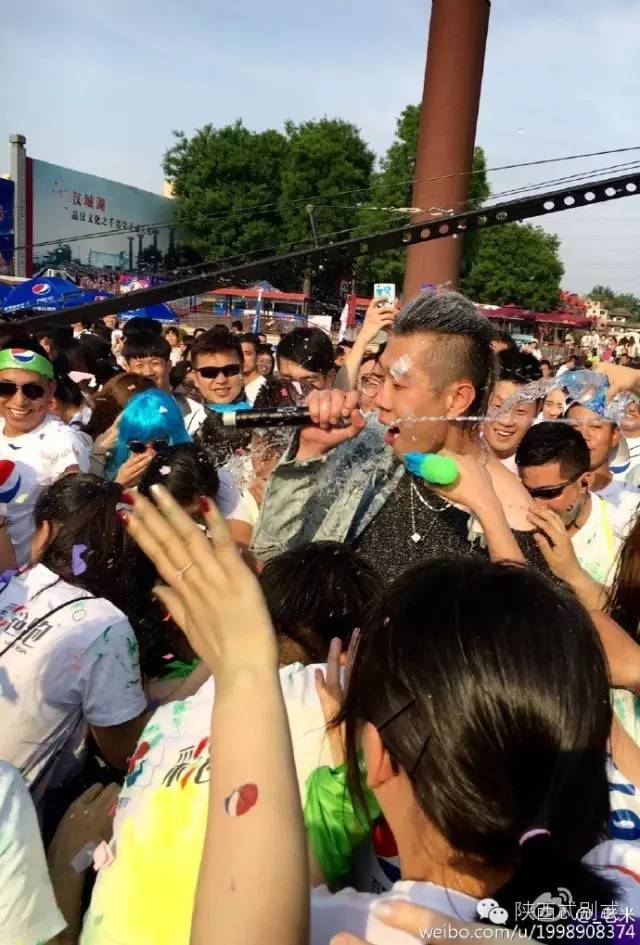 发票了提交过姓名电话的你都有机会领票，数量有限，先到先得！