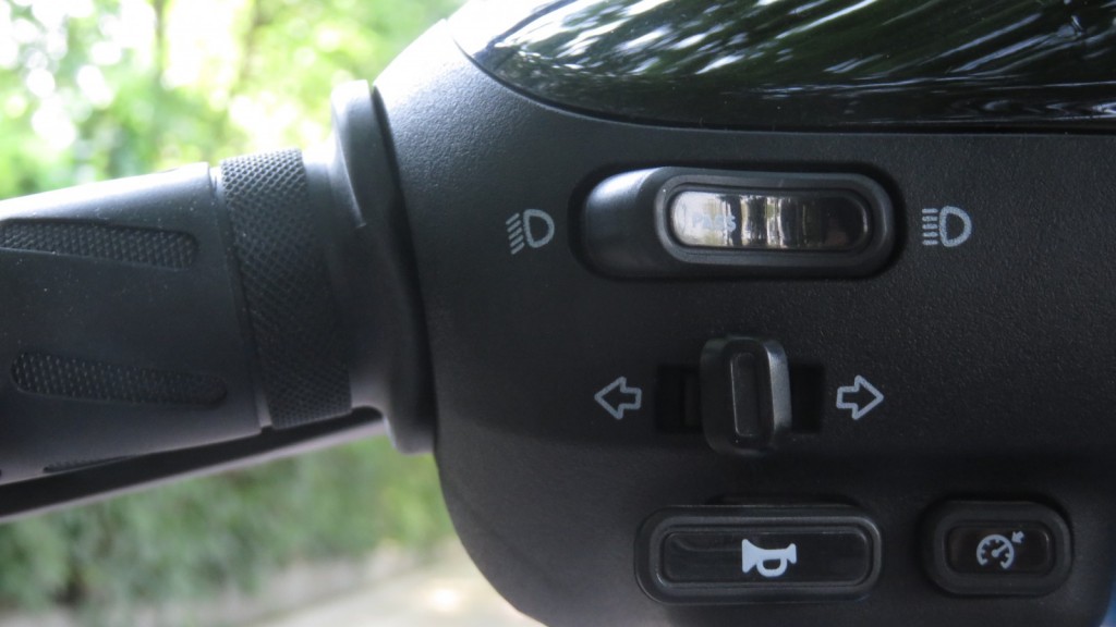 你的第一辆纯电车,小牛m1是属于什么类型的电动车