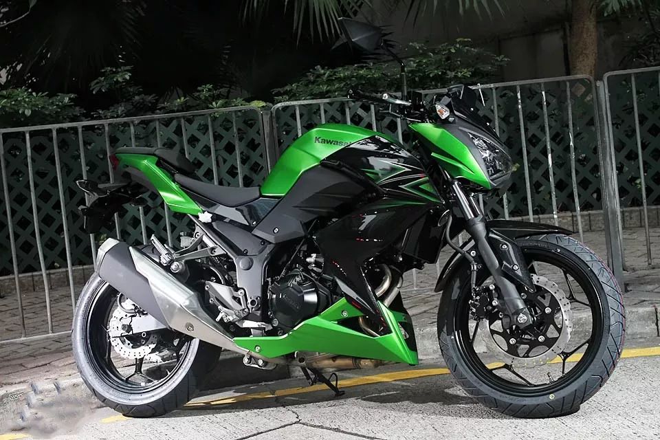 四缸水冷发动机摩托,最强单缸发动机摩托车