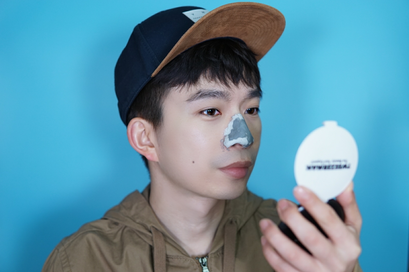 毛孔收敛水的正确使用方法,去完黑头毛孔收敛水