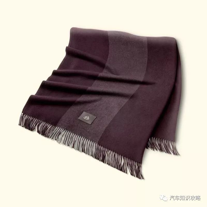 劳斯莱斯的伞凭什么值20万,劳斯莱斯的伞和迈巴赫伞的区别