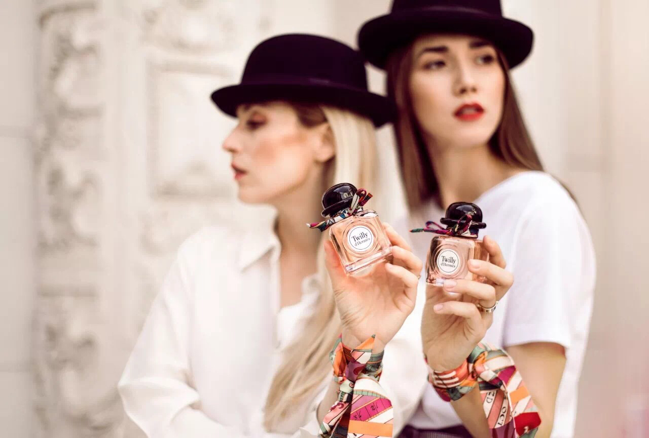 香水如何让一个女生爱上你,一种让所有异性喜欢你的香水