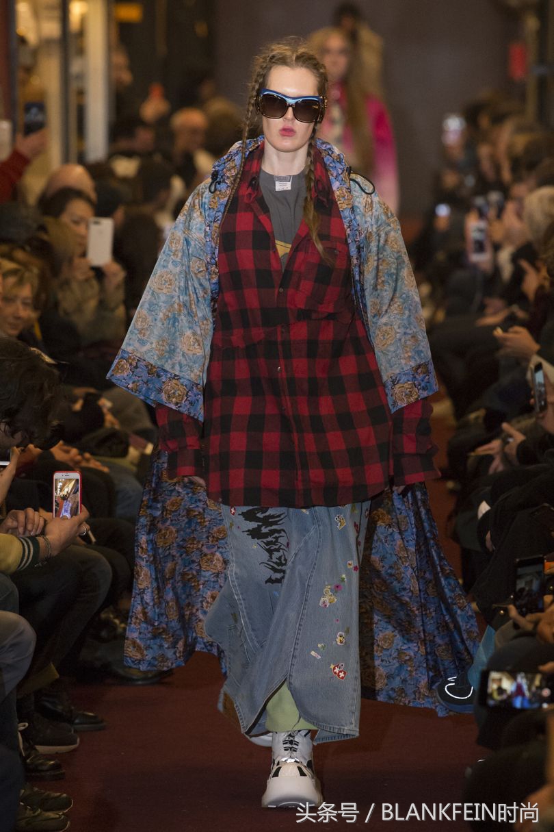 时装周eliesaab秀场,vetements男装发布会