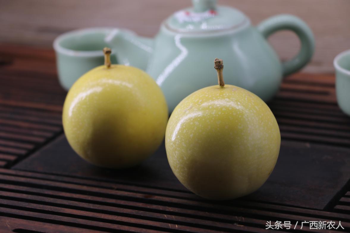 看95后，如何玩转百香果品牌设计