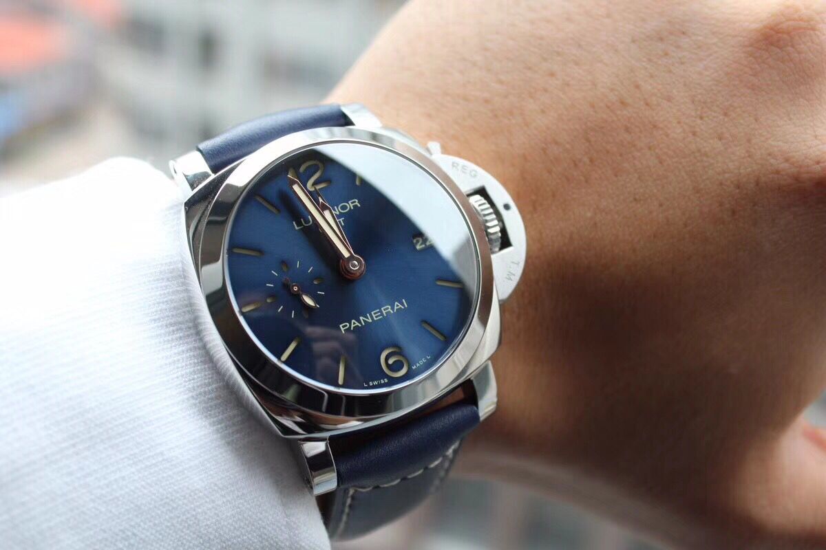 你还不知道吧！完美复刻的手表性价比超高只要两千多左右