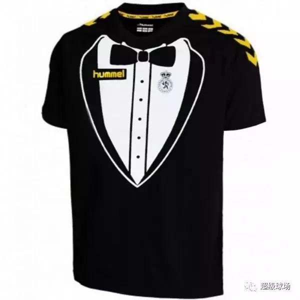 足球奇葩配色队服,足球球衣特别版