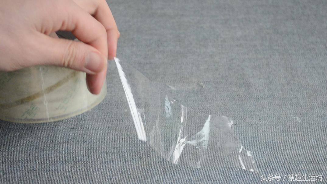 手撕胶带的正确方法和技巧,学会这个小窍门徒手撕胶带更简单
