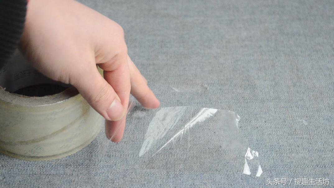手撕胶带的正确方法和技巧,学会这个小窍门徒手撕胶带更简单