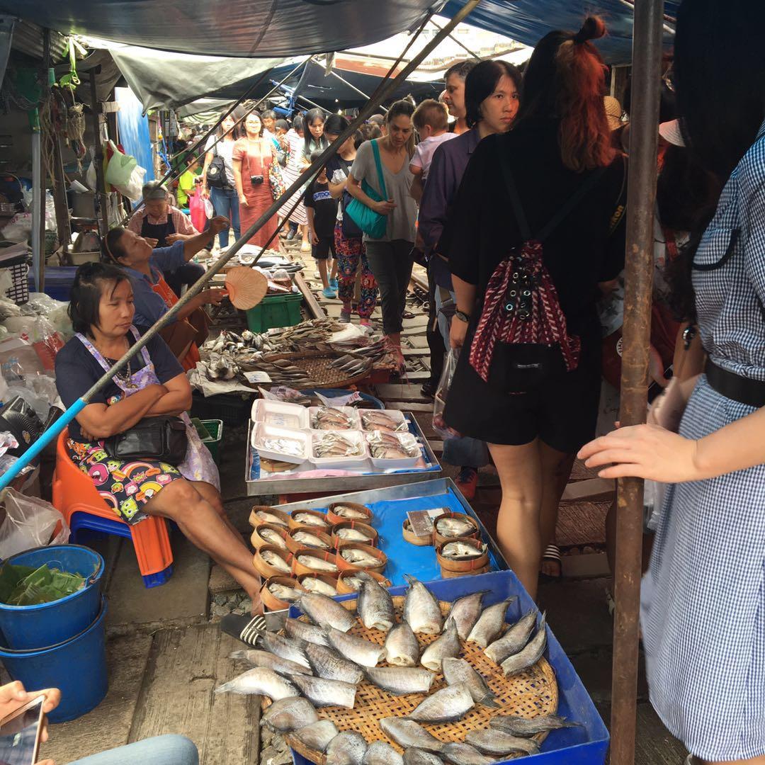 泰国的一些旅游地方的英文,去泰国的旅行的英语