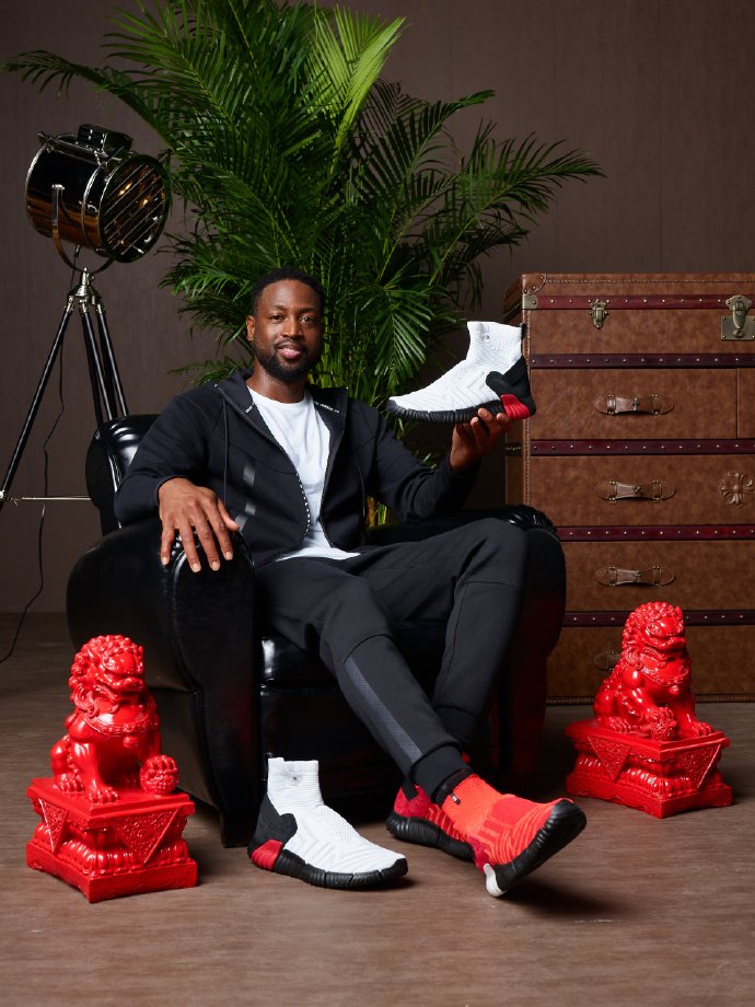 中国李宁亮相时装周引来全球惊叹！想不到“西红柿炒蛋”这么潮？