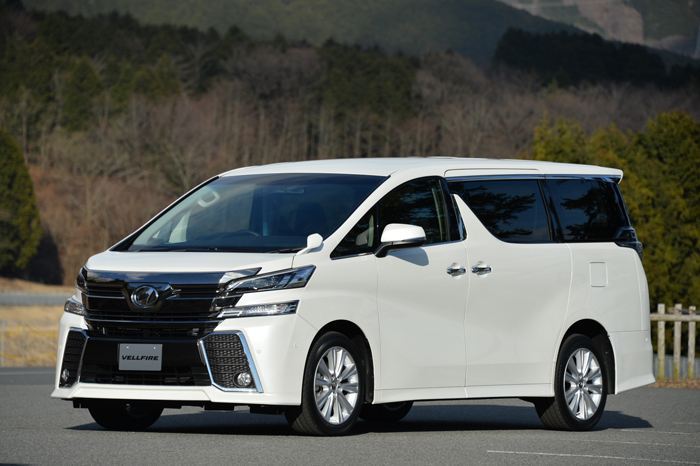 买车要注意哪些事项怎么选车,买车选新能源还是燃油车