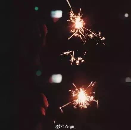 大王教你用手机拍烟花大片（内附南宁*花爆烟竹**售卖点及燃放攻略）