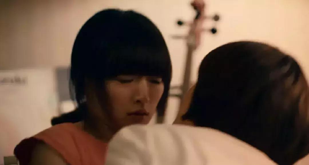 站在悬崖上的每个人，都以为自己只有一种选择