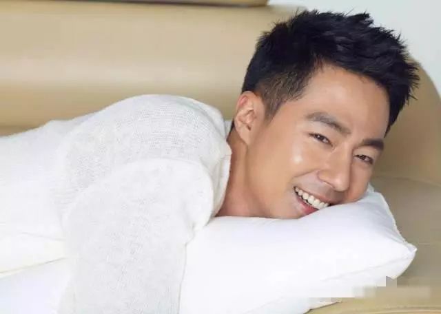 男士祛除痘印最好的方法,除痘印痘疤的最有效的方法男