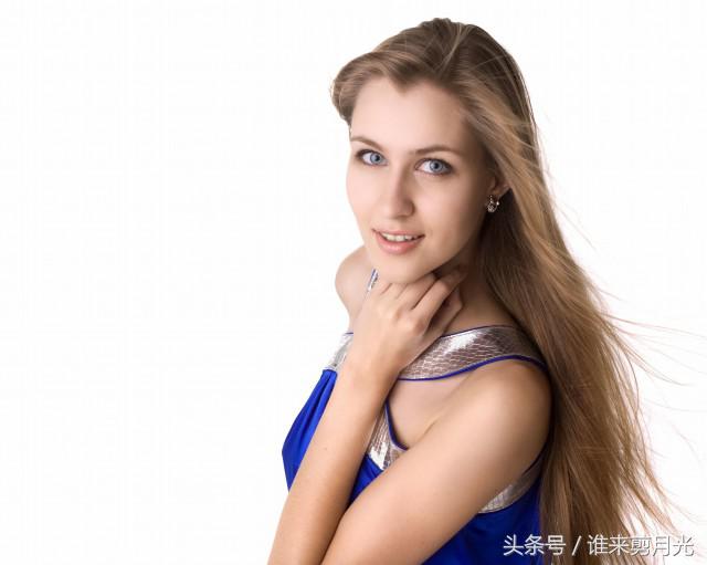 大饼脸适合什么发型减龄,大饼脸怎样剪小碎发才能显脸小