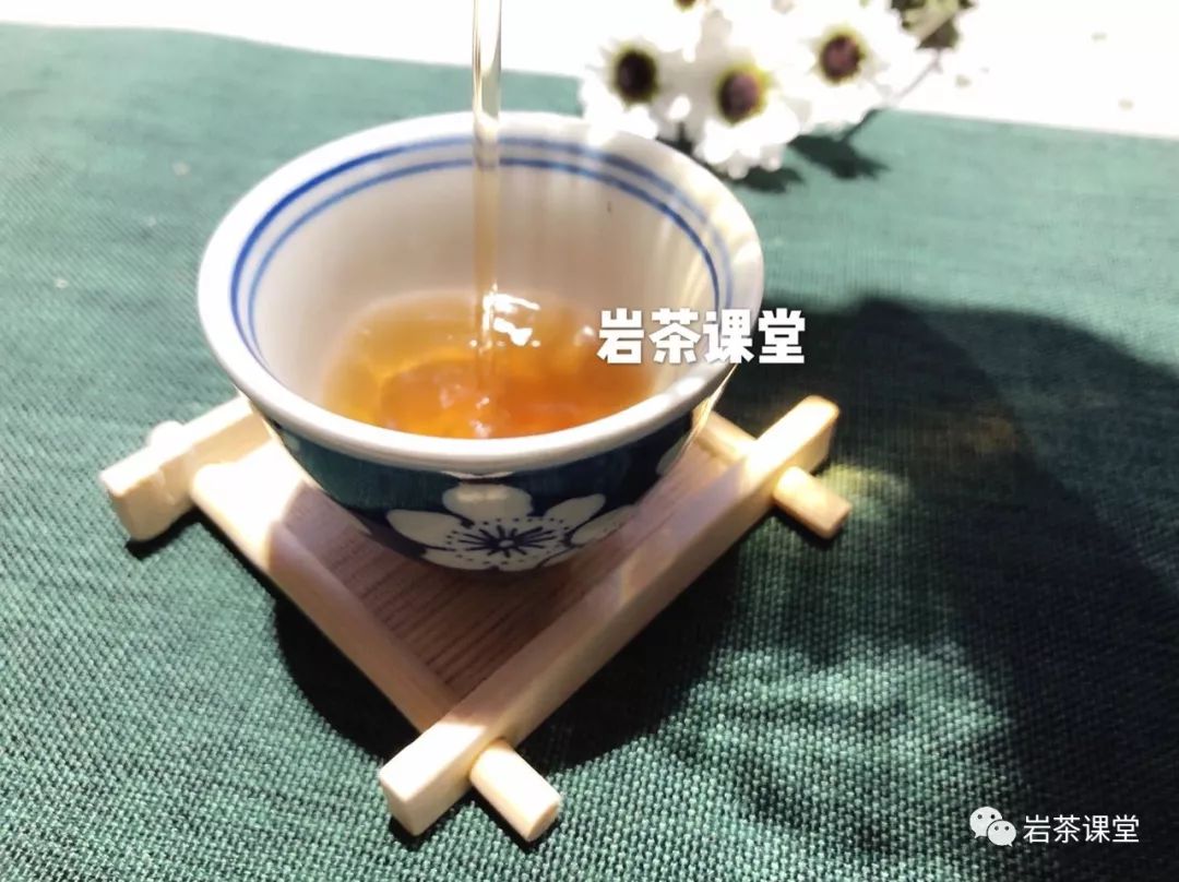 武夷岩茶的冲泡与品鉴标准,武夷岩茶冲泡与品鉴标准是什么
