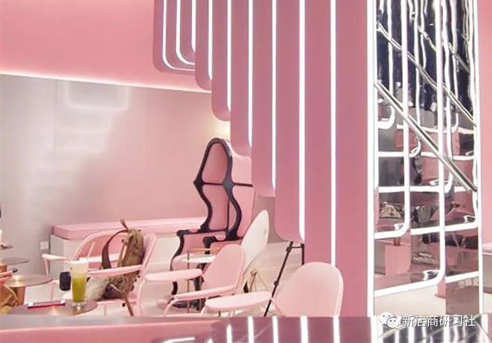 跨界、排队、限量……网红店跑赢市场的法则都有哪些……？