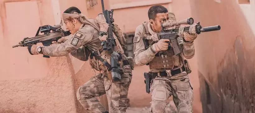 比战狼二还火真实大片,比吴京战狼2精彩的电影