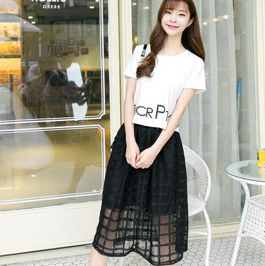 连衣裙要漂亮一点,宽松修身连衣裙