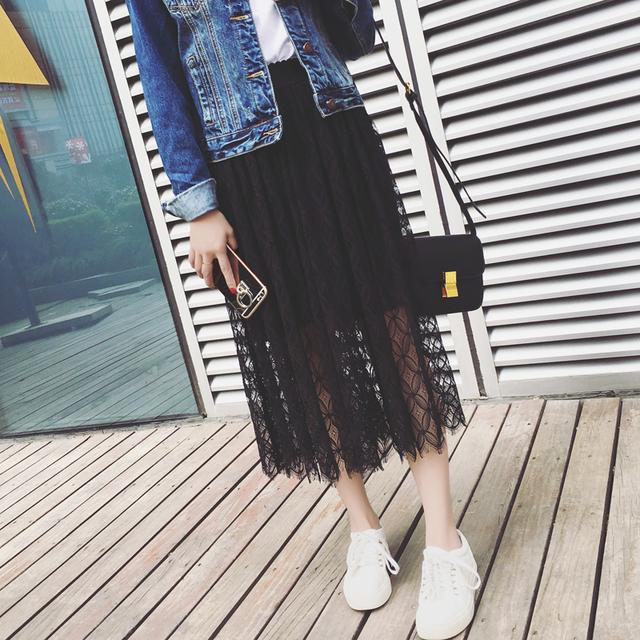 镂空装里面怎么搭配,夏天很迷人的镂空装