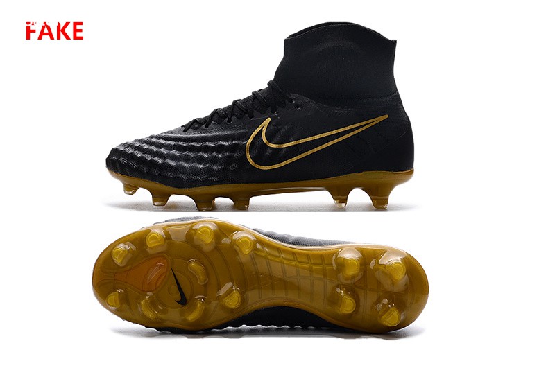 怎么样辨别足球鞋的真假,网上怎么辨别真假足球鞋