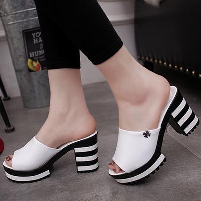 夏季清凉凉拖,夏日居家凉拖清凉舒爽