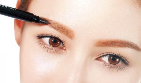 眉毛修残了不长了,眉毛修残去专业店还有救吗