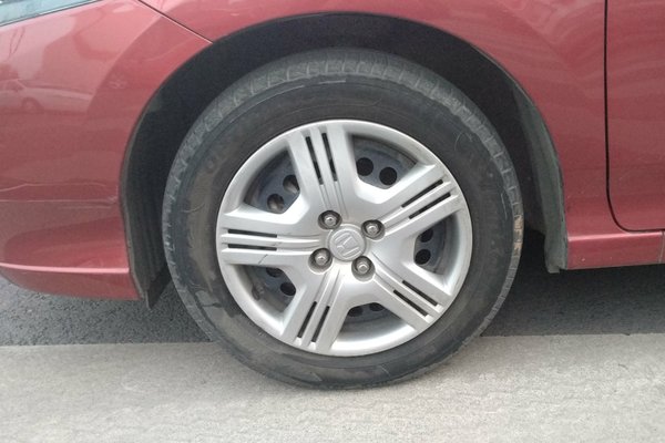 2015本田锋范质量好吗,2015款本田锋范现在值多少钱