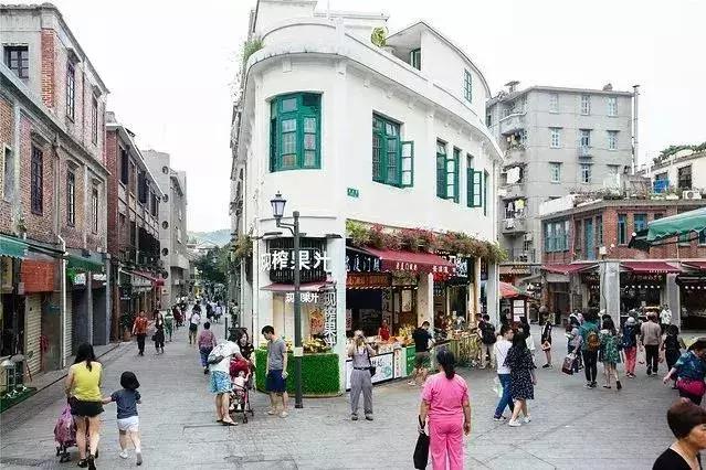 鼓浪屿红瓦绿树,走进厦门鼓浪屿视频