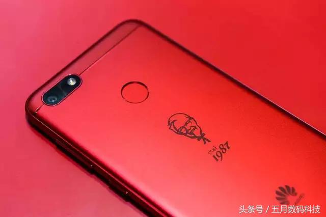 华为历代手机荣耀系列,华为手机荣耀系列最早的