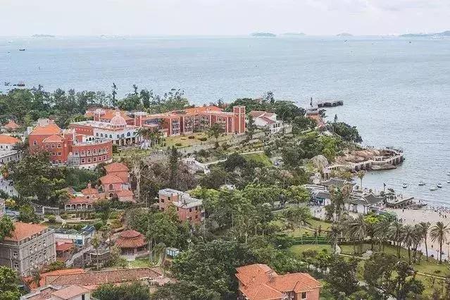 鼓浪屿红瓦绿树,走进厦门鼓浪屿视频