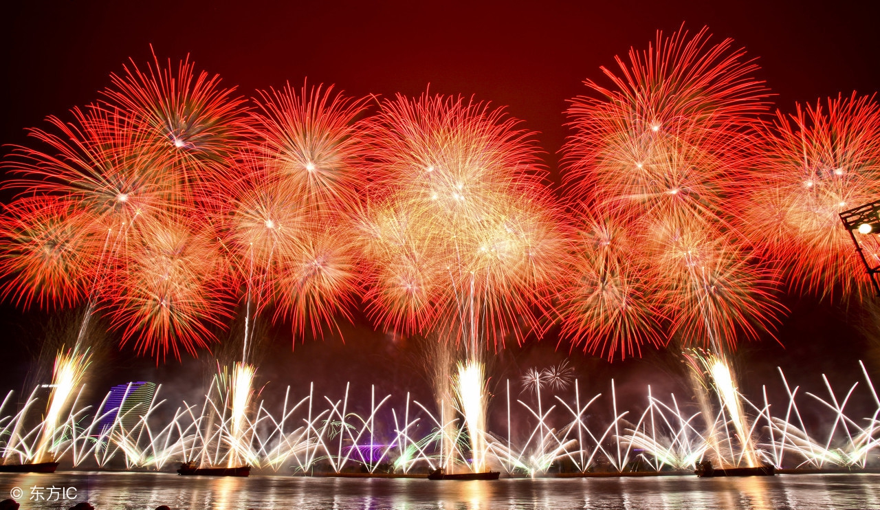 15首描述过年的古诗词,中国古诗经典诗句关于春节