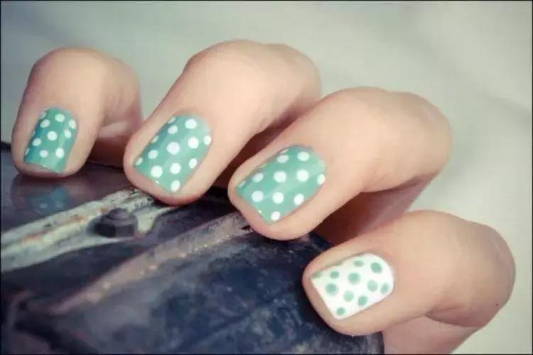 美甲店没约满,美甲店预约了不去可以取消吗