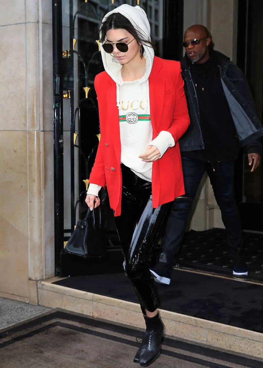 gucci是怎样成为全球最火品牌的,gucci设计look