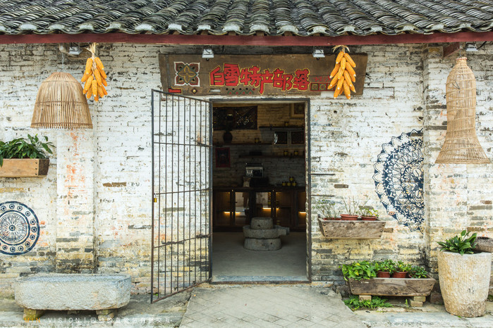 崇左自驾旅游景点有哪些地方,广西崇左沿途的风景