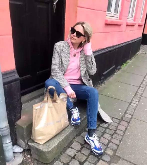 又好看又舒服的运动鞋,好看又便宜的运动鞋价格20元