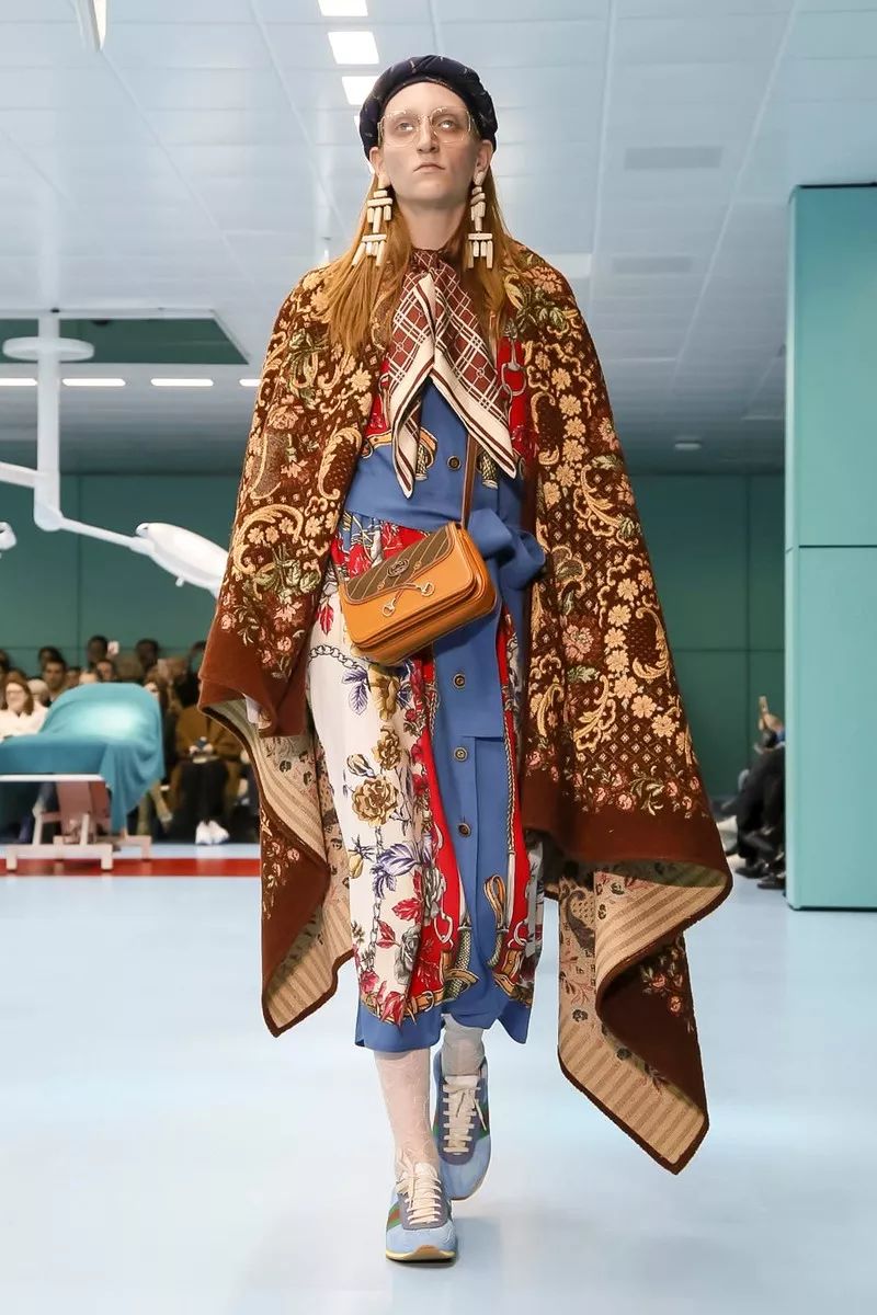 gucci是怎样成为全球最火品牌的,gucci设计look