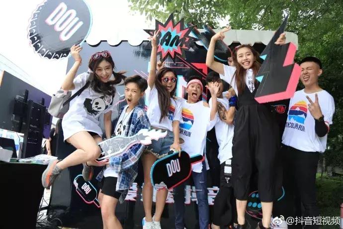 抖音为啥能打败快手和美拍,快手和美拍pk