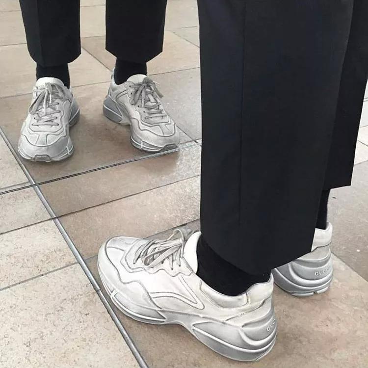 又好看又舒服的运动鞋,好看又便宜的运动鞋价格20元