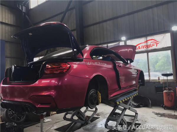 宝马428i硬顶敞篷电光樱花粉,尊贵迈腾改装