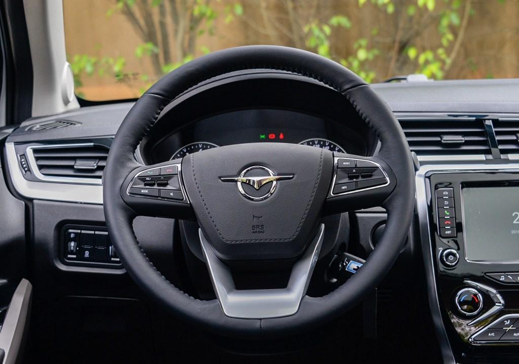 这个车企背景强硬，还有马自达的技术，赢在起跑线却连老本都亏完